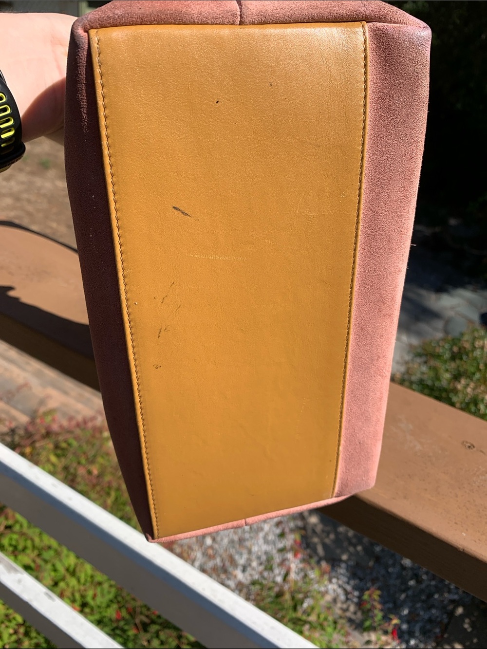 Gucci Suede Hobo Shoulder Bag in Dusty Pink - Picture 8 of 10